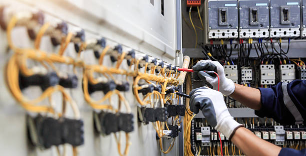 Professional Electrician technician working in Arcola, TX